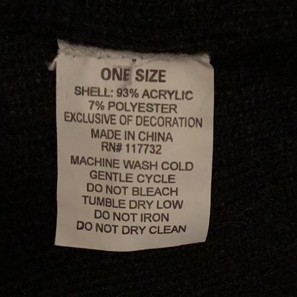 Hat - Picture 4 of 4